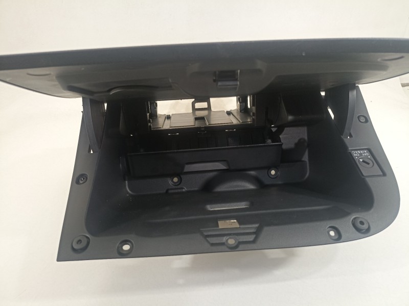 Recambio de guantera para seat ibiza sc (6p5) fr referencia OEM IAM 6P1857103  