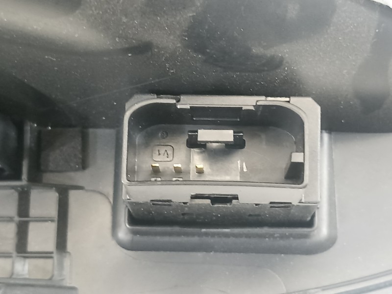 Recambio de guantera para seat ibiza sc (6p5) fr referencia OEM IAM 6P1857103  