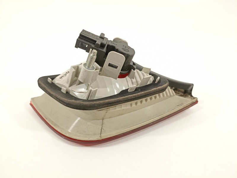 Recambio de piloto trasero derecho para audi a4 berlina (8e) 2.0 tdi 16v (103kw) referencia OEM IAM 8E5945094A  