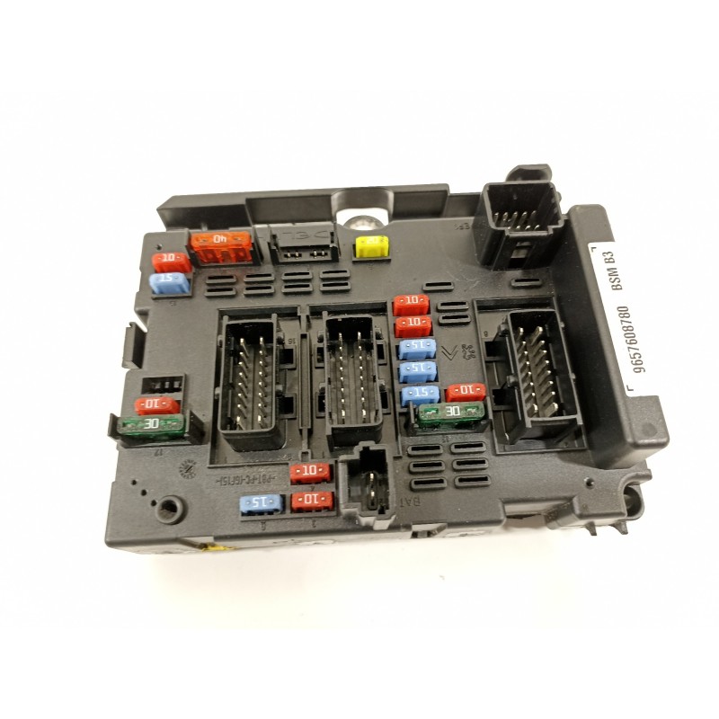 Recambio de caja reles / fusibles para citroën xsara picasso 1.6 hdi 90 exclusive referencia OEM IAM 9657608780  