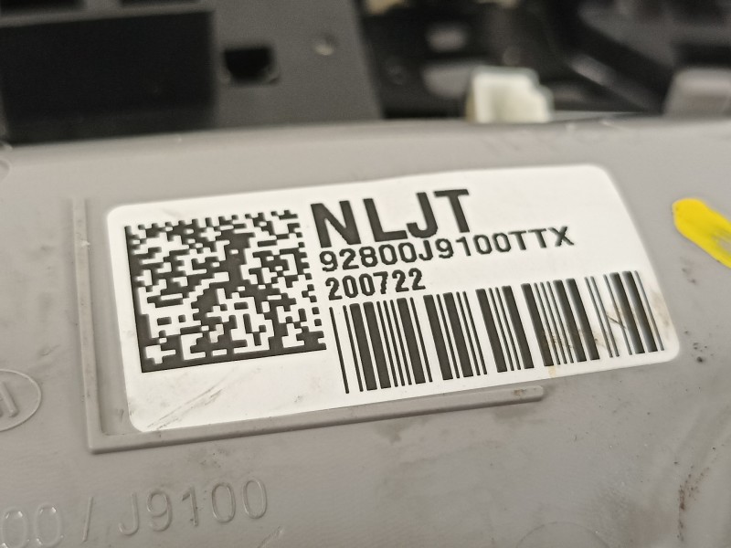 Recambio de luz interior para hyundai kona klass hybrid 2wd referencia OEM IAM 92800J9100TTX  