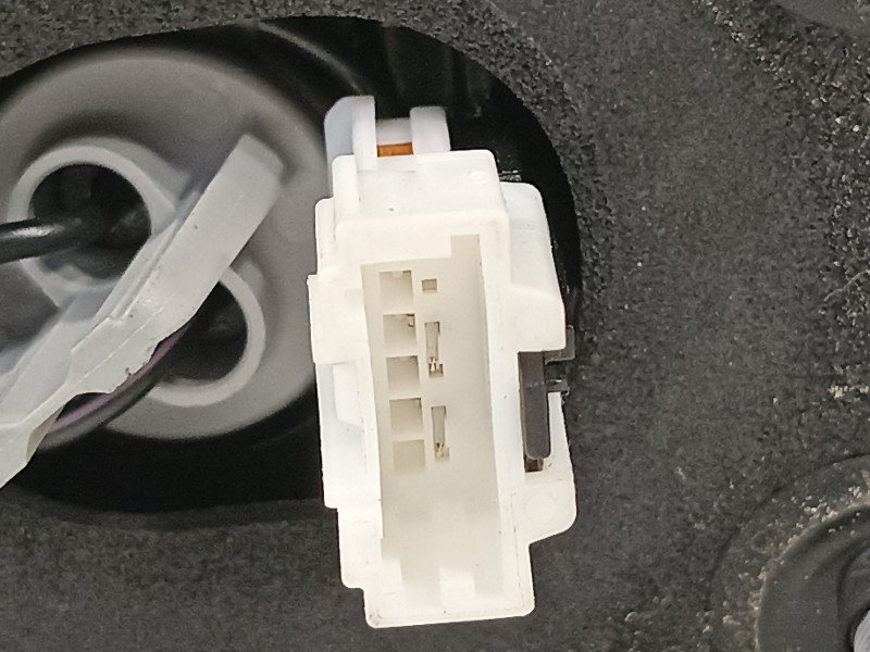 Recambio de piloto trasero izquierdo para hyundai kona klass hybrid 2wd referencia OEM IAM 92403J9000  