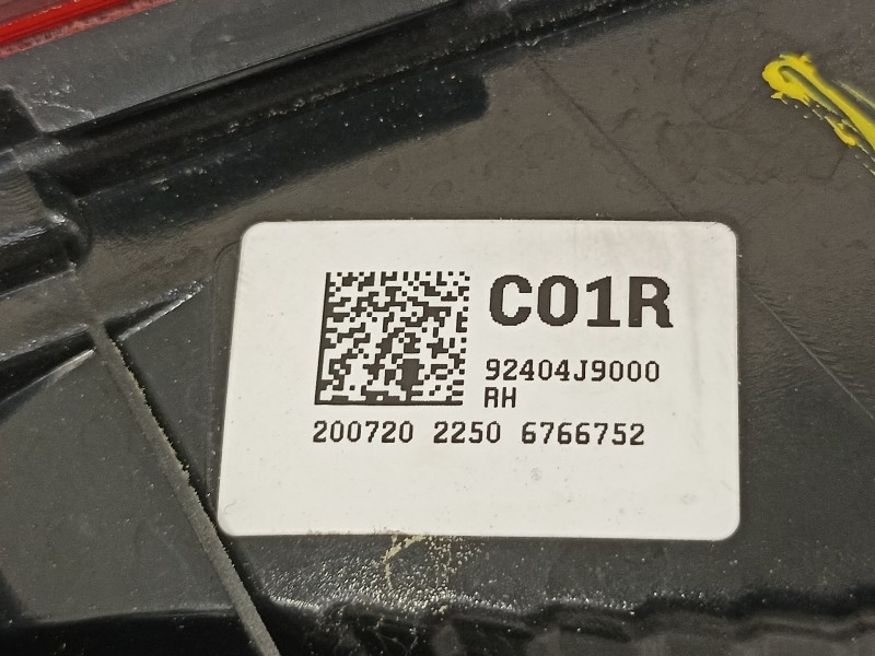Recambio de piloto trasero derecho para hyundai kona klass hybrid 2wd referencia OEM IAM 92404J9000  
