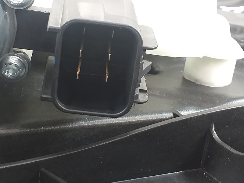 Recambio de elevalunas delantero derecho para ford fiesta (ce1) active referencia OEM IAM H1BBA23200CD  