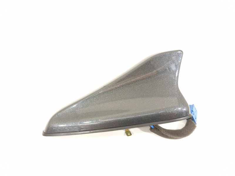 Recambio de antena para hyundai kona klass hybrid 2wd referencia OEM IAM 96210CM530YG7  