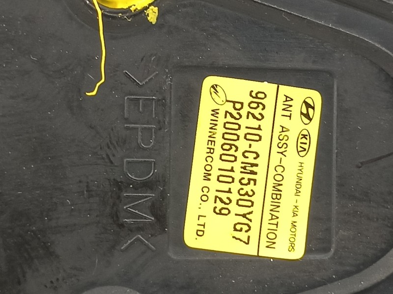 Recambio de antena para hyundai kona klass hybrid 2wd referencia OEM IAM 96210CM530YG7  