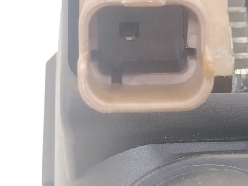 Recambio de alternador para peugeot 308 referencia OEM IAM 9820893880  