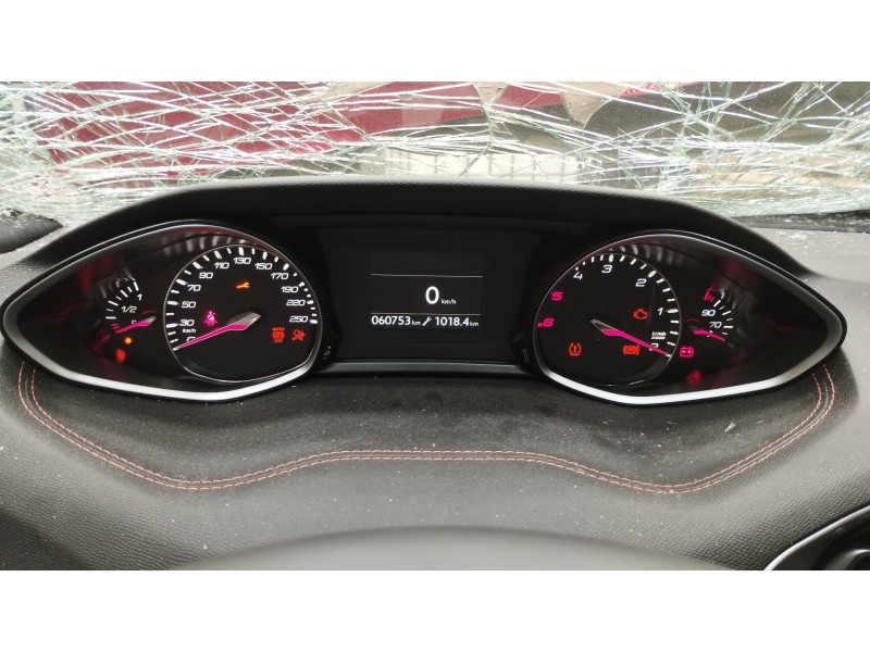 Recambio de cuadro instrumentos para peugeot 308 referencia OEM IAM 9825206380  