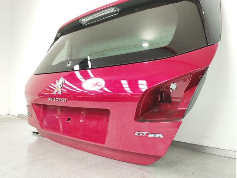 Recambio de porton trasero para peugeot 308 referencia OEM IAM 9677833277  
