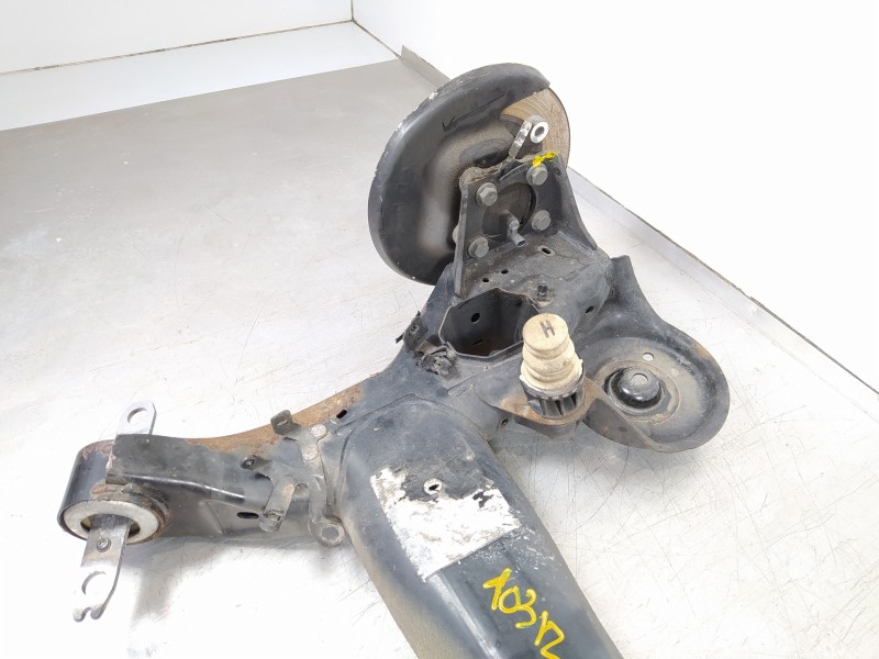 Recambio de puente trasero para peugeot 308 referencia OEM IAM   