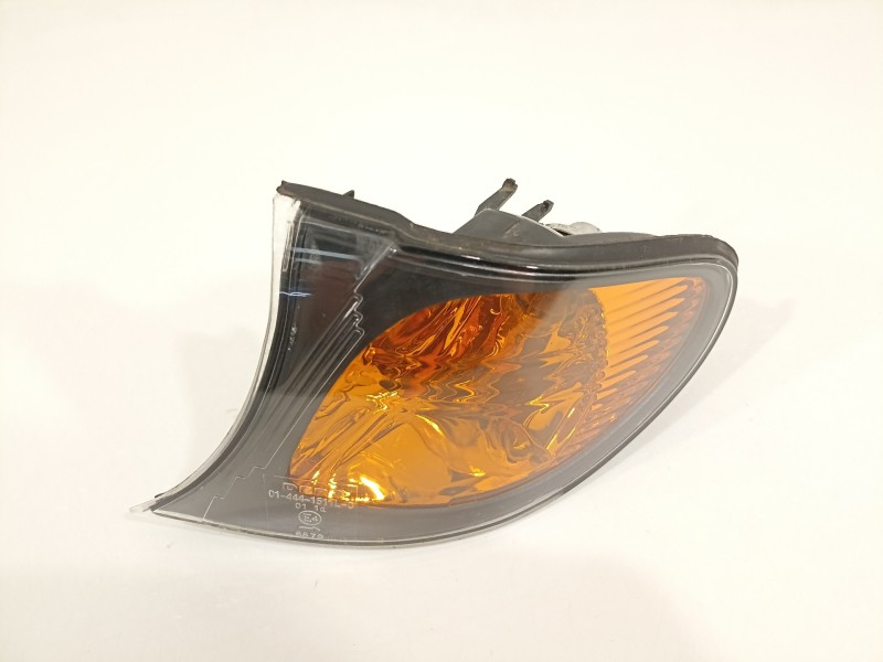 Recambio de piloto delantero izquierdo para bmw serie 3 berlina (e46) 320d referencia OEM IAM 63137165848  