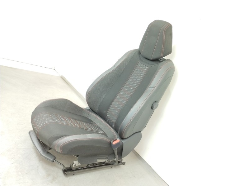 Recambio de asiento delantero derecho para peugeot 308 referencia OEM IAM   