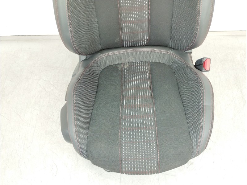 Recambio de asiento delantero derecho para peugeot 308 referencia OEM IAM   