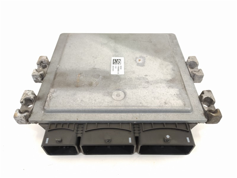 Recambio de centralita motor uce para renault megane iii sport tourer dynamique referencia OEM IAM 237100777R S180067109A 