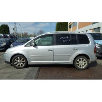 VOLKSWAGEN TOURAN (1T1, 1T2)