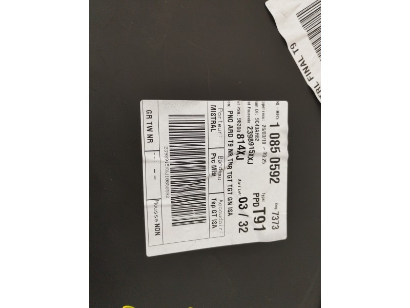 Recambio de guarnecido puerta trasera derecha para peugeot 308 referencia OEM IAM 98300814X  