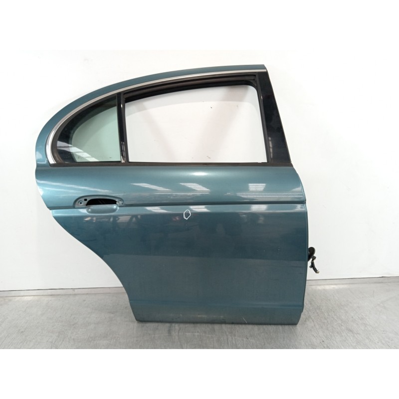 Recambio de puerta trasera derecha para jaguar s-type 3.0 v6 executive referencia OEM IAM   