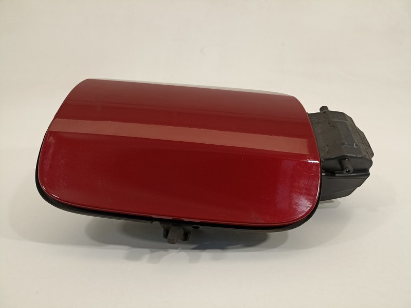 Recambio de tapa exterior combustible para peugeot 308 referencia OEM IAM 9817504180  