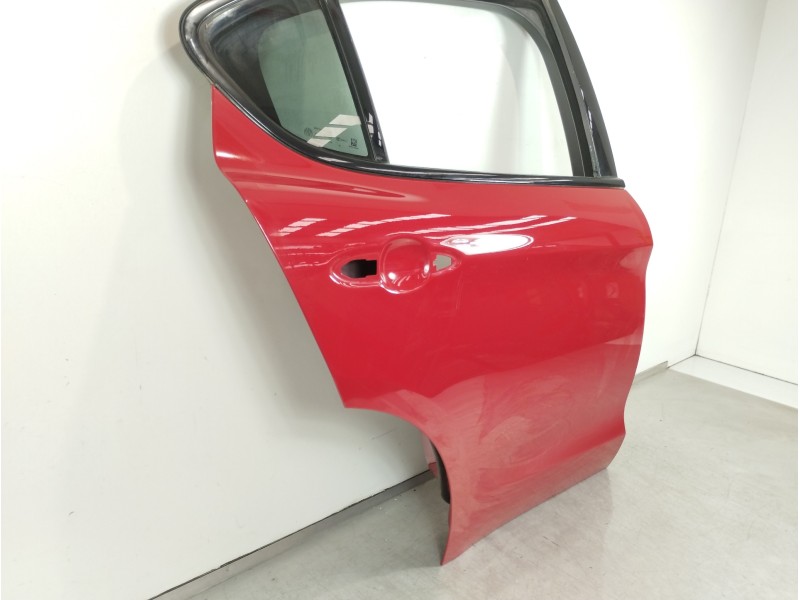 Recambio de puerta trasera derecha para alfa romeo stelvio (630) quadrifoglio 4wd referencia OEM IAM 50539532  