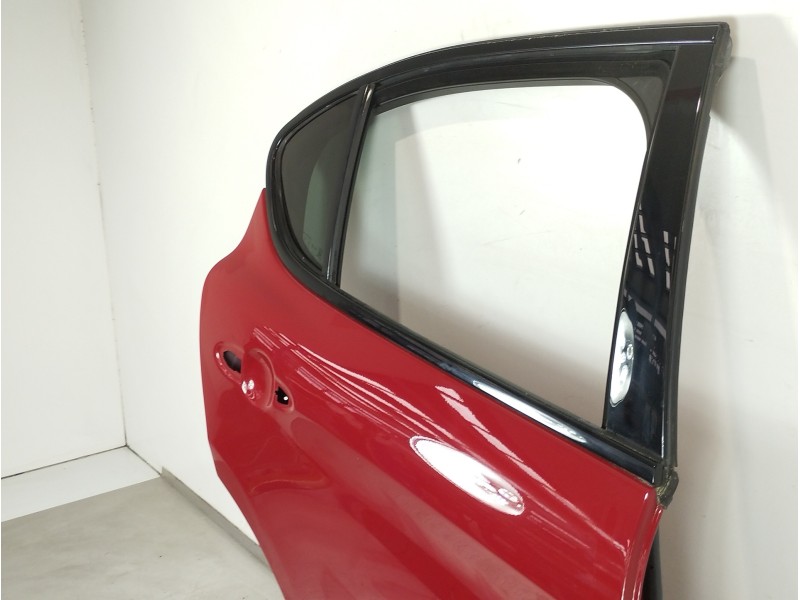 Recambio de puerta trasera derecha para alfa romeo stelvio (630) quadrifoglio 4wd referencia OEM IAM 50539532  