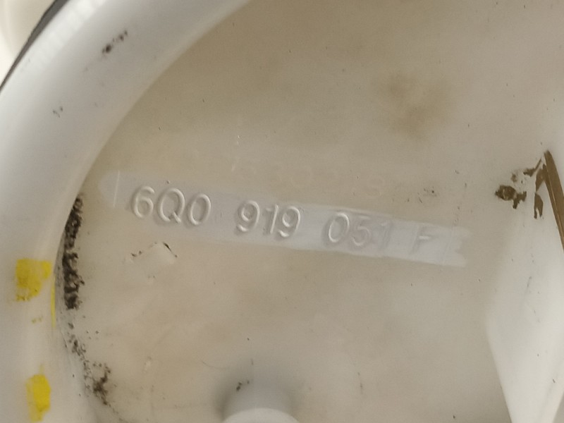 Recambio de bomba combustible para seat ibiza (6l1) cool referencia OEM IAM 6Q0919051F  