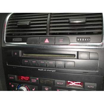 SISTEMA AUDIO / RADIO CD 