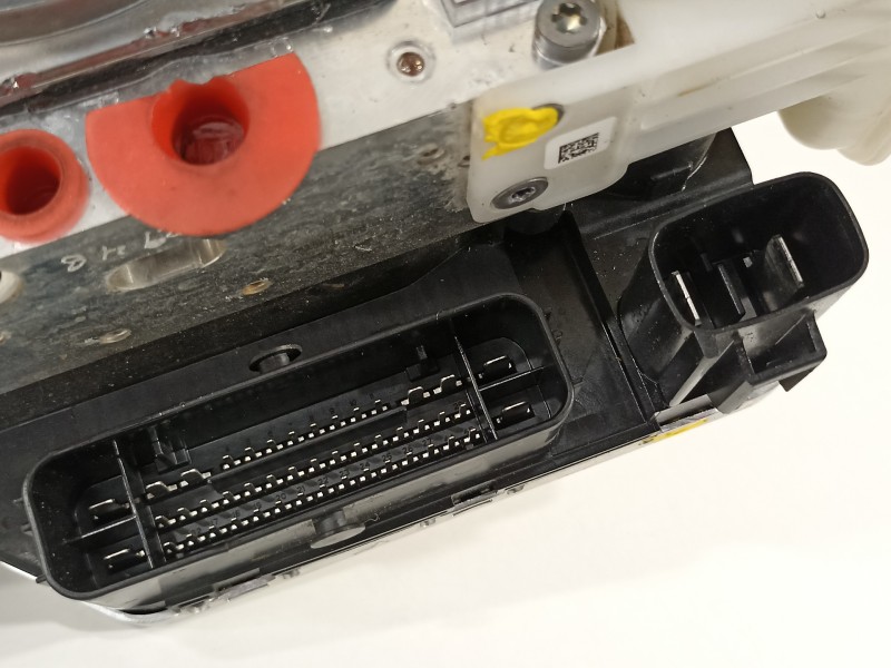 Recambio de abs para alfa romeo stelvio (630) quadrifoglio 4wd referencia OEM IAM 50565893 50563865 619B18012B9