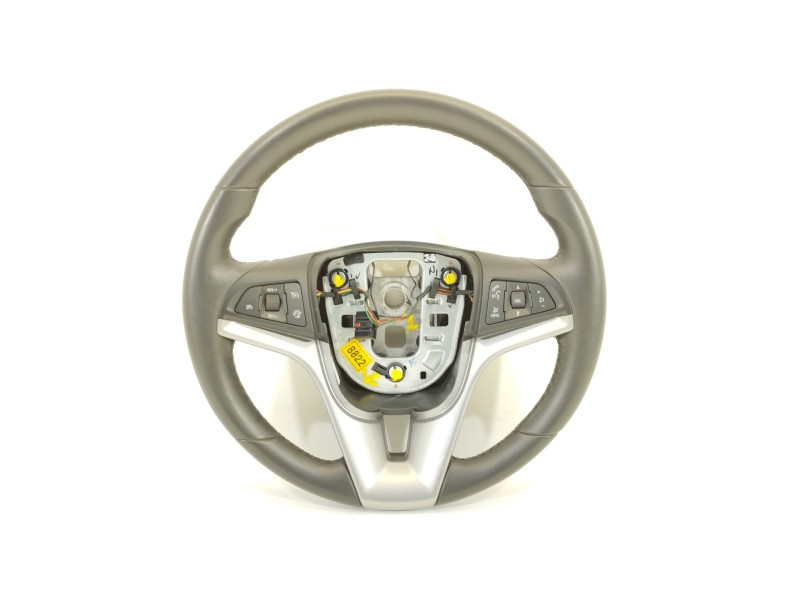 Recambio de volante para chevrolet trax ls+ referencia OEM IAM 95128808  