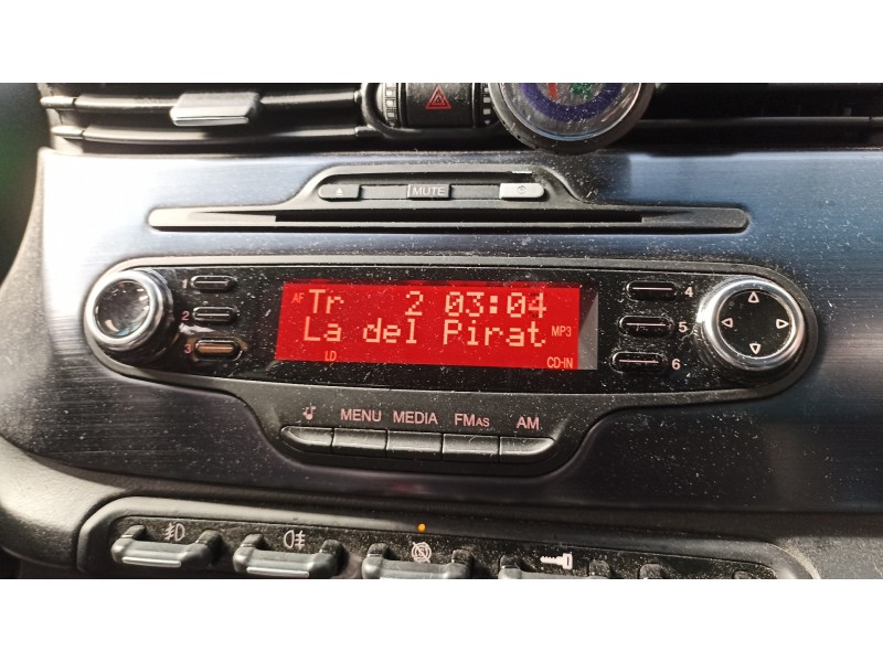 Recambio de sistema audio / radio cd para alfa romeo giulietta (191) sprint referencia OEM IAM 7640333316 1560968770 