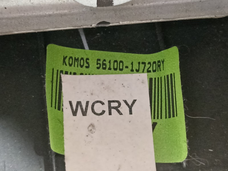 Recambio de volante para hyundai i20 city s referencia OEM IAM 561001J720RY  