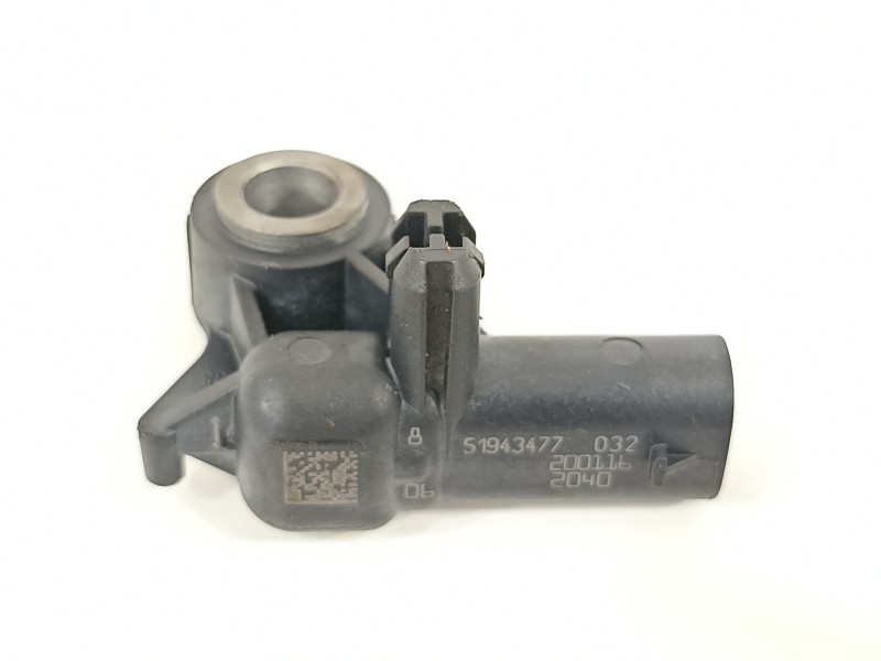 Recambio de sensor para alfa romeo stelvio (630) quadrifoglio 4wd referencia OEM IAM 51943477  