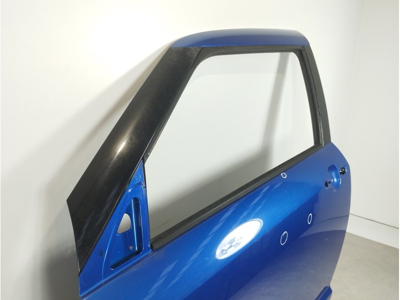 Recambio de puerta delantera izquierda para suzuki swift berlina (mz) gl (3-ptas.) referencia OEM IAM 6800262K00000  