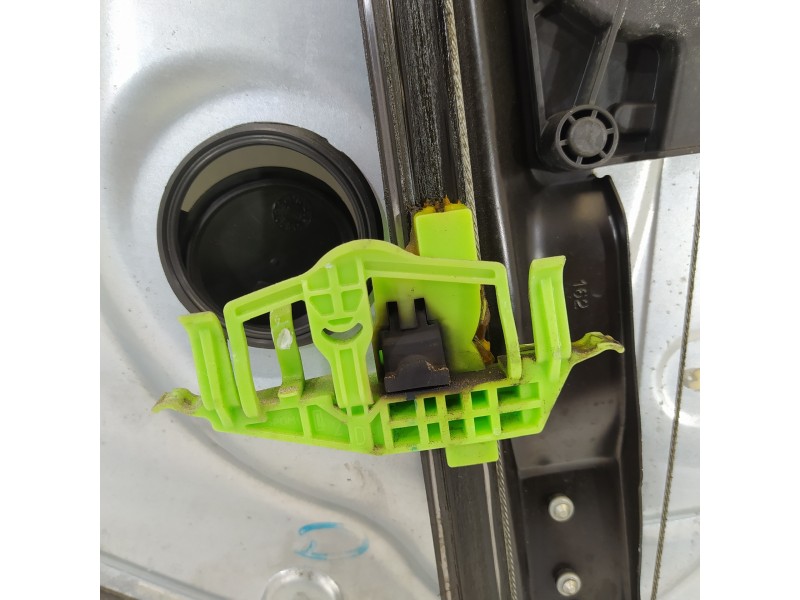 Recambio de elevalunas delantero derecho para alfa romeo giulietta (191) sprint referencia OEM IAM 0505253590 10905007 