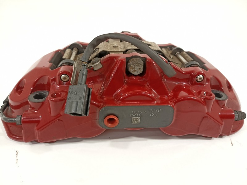 Recambio de juego pinzas freno para alfa romeo stelvio (630) quadrifoglio 4wd referencia OEM IAM 50557515 50557519 50573656