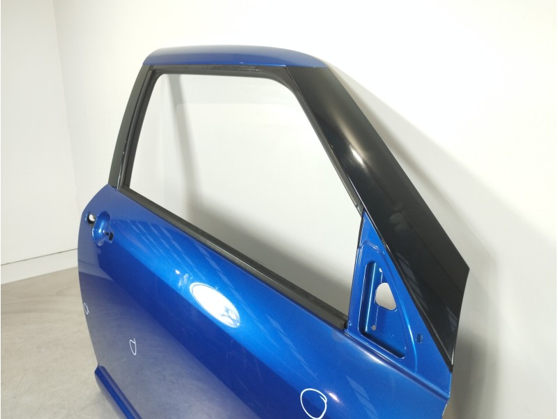 Recambio de puerta delantera derecha para suzuki swift berlina (mz) gl (3-ptas.) referencia OEM IAM 6800162K00000  