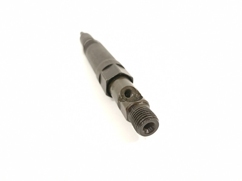 Recambio de inyector para ford mondeo berlina (ge) ambiente referencia OEM IAM 0432133801  