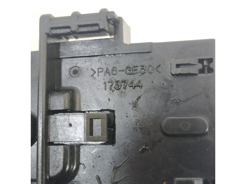 Recambio de mando luces para suzuki swift berlina (mz) gl (3-ptas.) referencia OEM IAM 173744  