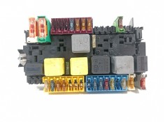 Recambio de caja reles / fusibles para mercedes-benz clase cla (w117) cla 220 cdi (117.303) referencia OEM IAM A2469060093  
