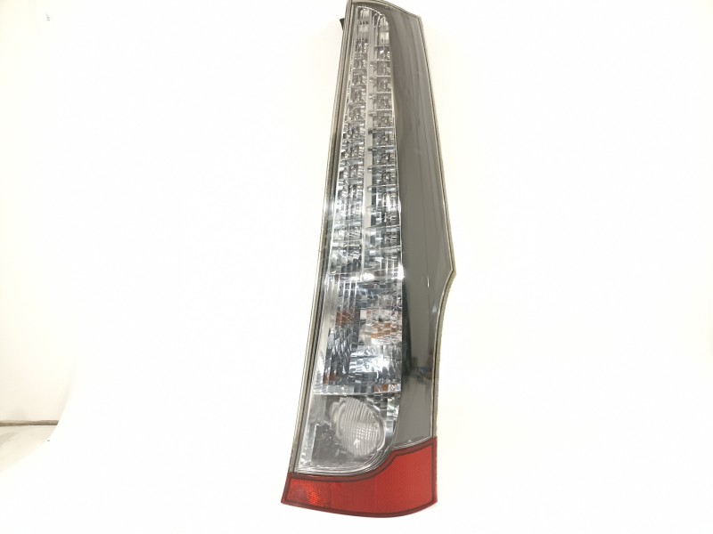 Recambio de piloto trasero derecho para mitsubishi grandis (na0w) 2.0 di-d instyle referencia OEM IAM 8330A192  