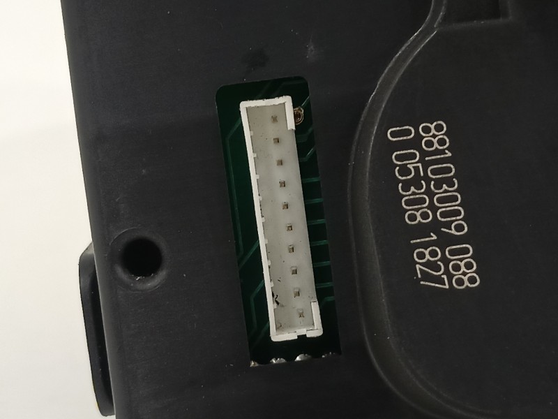 Recambio de mando limpia para renault clio iii 20 aniversario referencia OEM IAM 7701068115  