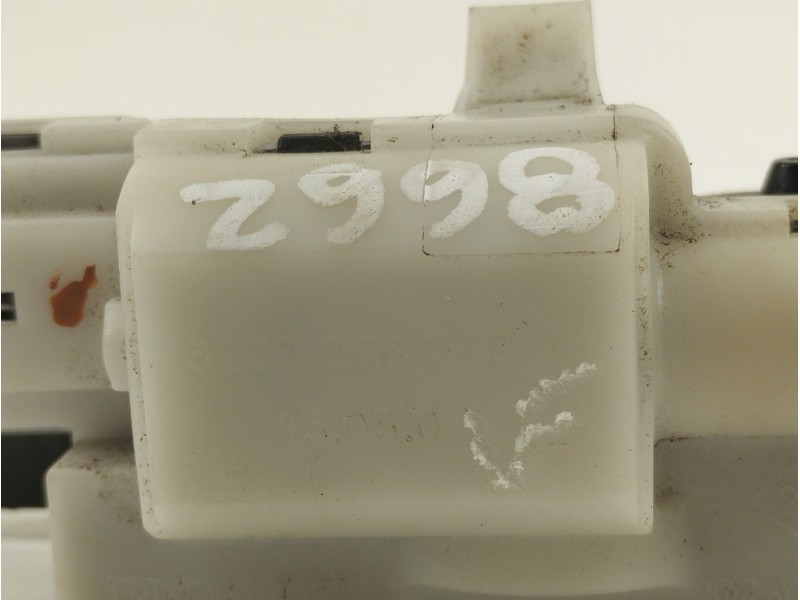 Recambio de cerradura maletero / porton para renault clio iii authentique referencia OEM IAM 8200076240R  