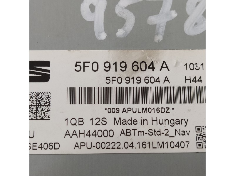 Recambio de sistema navegacion gps para seat ibiza (6p1) reference referencia OEM IAM 5F0919604A  