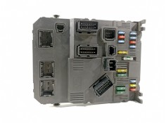 Recambio de caja reles / fusibles para peugeot 407 st confort referencia OEM IAM 9655708480  