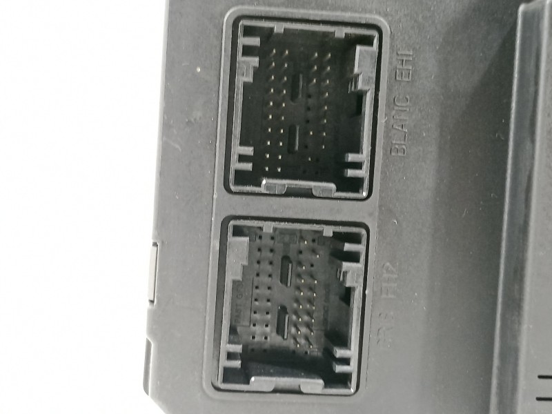 Recambio de caja reles / fusibles para peugeot 407 st confort referencia OEM IAM 9655708480  