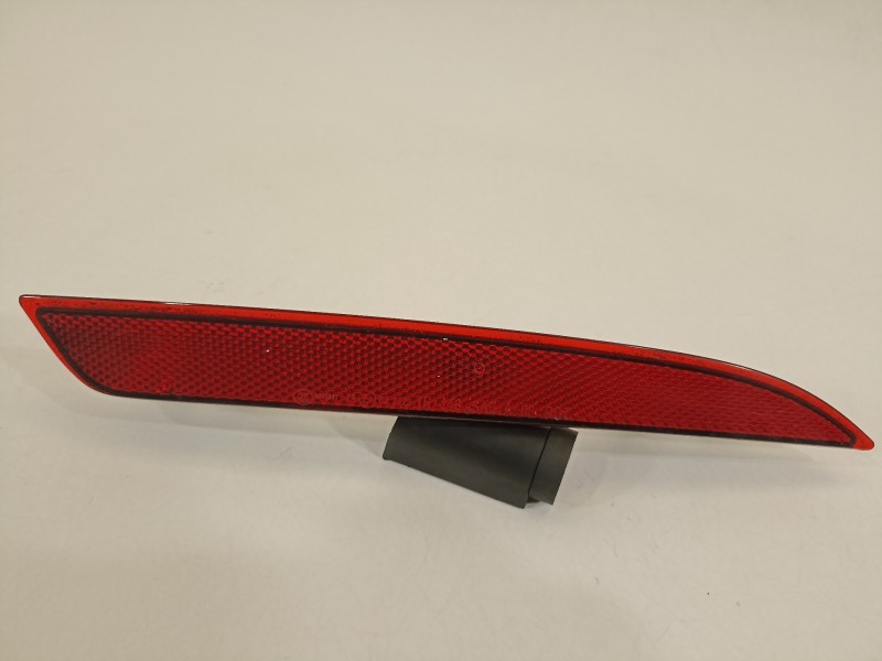 Recambio de piloto trasero derecho paragolpes para opel astra j lim. cosmo referencia OEM IAM 13262018  