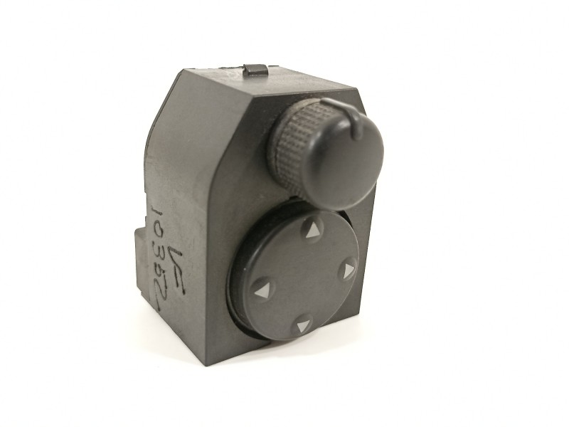 Recambio de mando retrovisor para audi a3 (8l) 1.9 tdi ambiente referencia OEM IAM 8D0959565A  