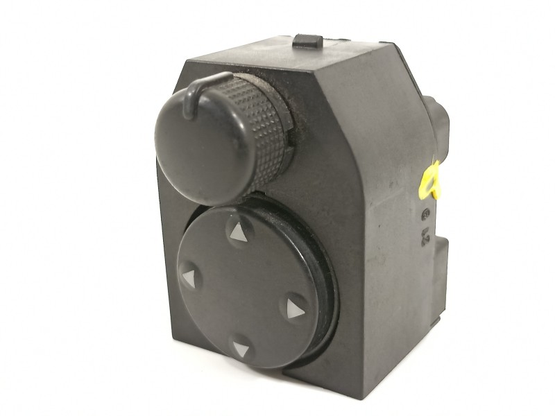 Recambio de mando retrovisor para audi a3 (8l) 1.9 tdi ambiente referencia OEM IAM 8D0959565A  