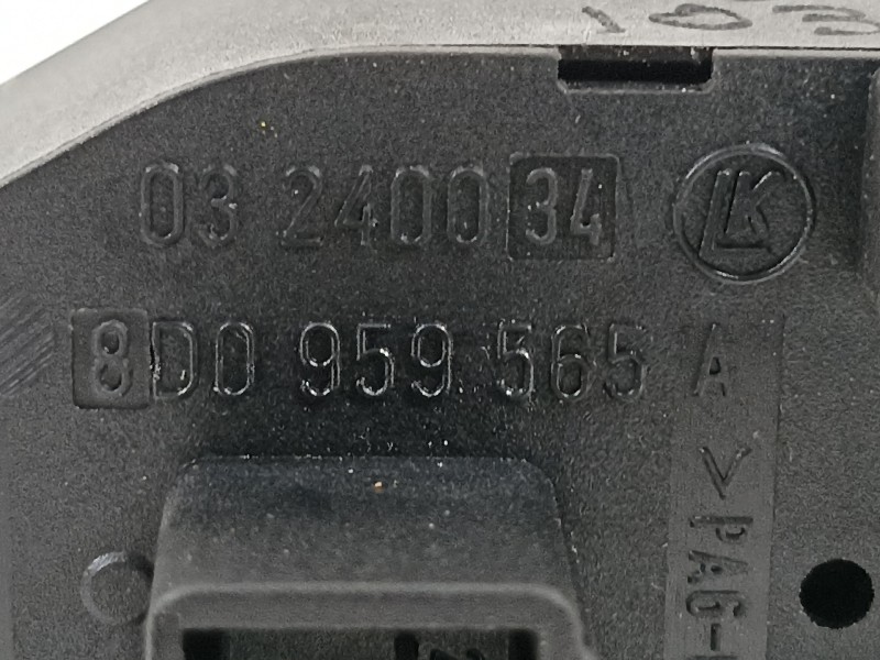 Recambio de mando retrovisor para audi a3 (8l) 1.9 tdi ambiente referencia OEM IAM 8D0959565A  