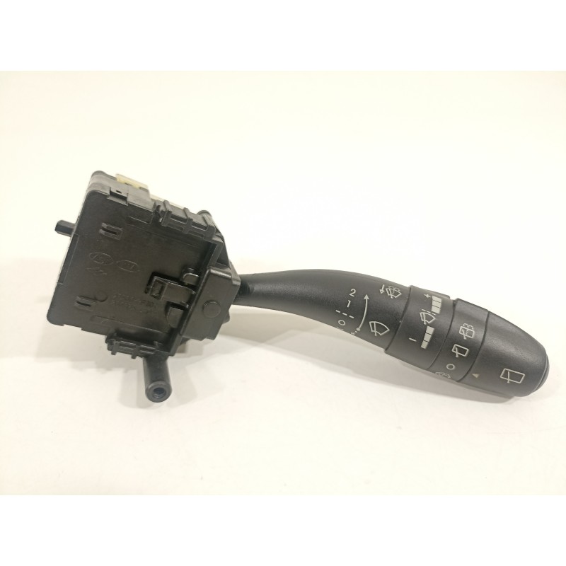 Recambio de mando limpia para hyundai i30 comfort referencia OEM IAM 934202R010  