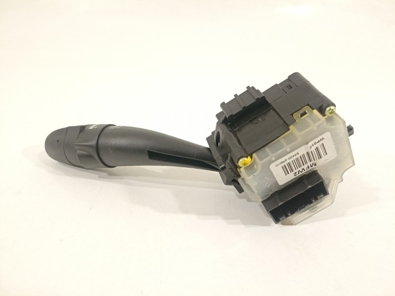 Recambio de mando limpia para hyundai i30 comfort referencia OEM IAM 934202R010  